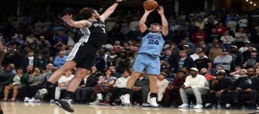 Wimbledon's 30 points weren't enough to save the Grizzlies from a narrow 106-105 victory over the Spurs.