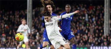 Premier League – Cucurella shows red card, Chelsea lose 1-2 to Fulham
