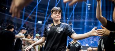 At the HLTV Awards, Donk secured the Highlight of the Year award, while Molodoy won Rookie of the Year.