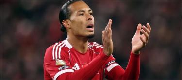 斯洛特称赞范迪克是一名一直以身作则的领袖