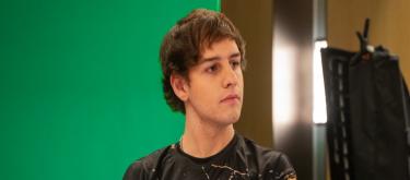 Fruitcupx：我已被BOSS战队除名，对自己的表现非常失望