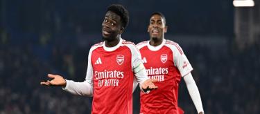 英超——萨卡9分钟闪击制胜，阿森纳1-0布莱顿稳居榜首