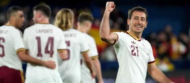 德拉富恩特：奥亚萨瓦尔是一名世界级的球员