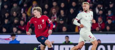 帕维尔·舒尔茨为主教练感到高兴，同时也为全队共同完成目标感到自豪