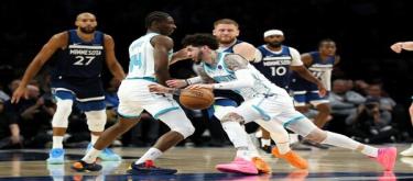Ball scored 35 points as the Hornets easily defeated the Timberwolves 122-108.