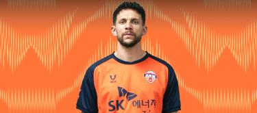 Former Nottingham Forest center back Tobias Figueiredo joins South Korean club Jeju SK..