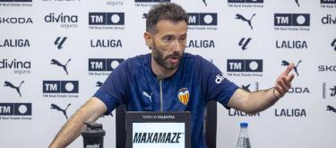 Carlos Colberán: We hope to repay the fans' support and lead Valencia back to the top.