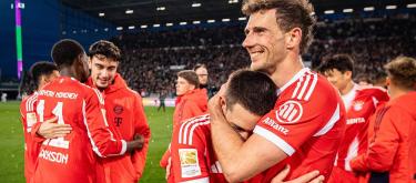 为实现卫冕目标踏出坚实一步　孔帕尼希望球员感到骄傲