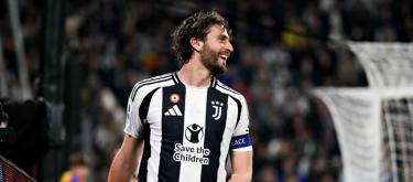 Official: Juventus extend contract of 28-year-old midfielder Locatelli until 2030