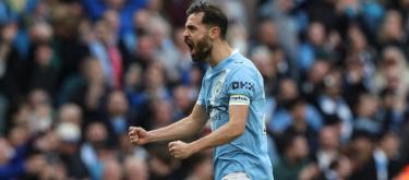 Manchester City captain David Silva hopes the team will have a perfect farewell with a championship.