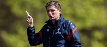 Oliver Glasner stated that the team is currently in good overall condition, full of confidence, and the atmosphere within the team is also very positive.